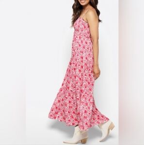 NEW Steve Madden Paola Maxi Dress In Red Size Large Smocked Tiered Floral